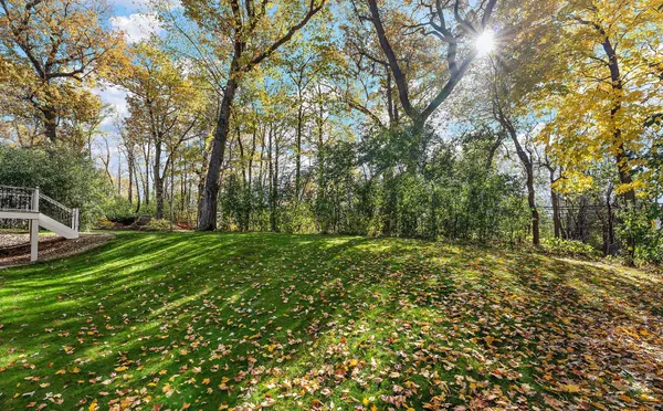 $667,700 | 8915 Tewsbury Gate, Maple Grove, MN 55311