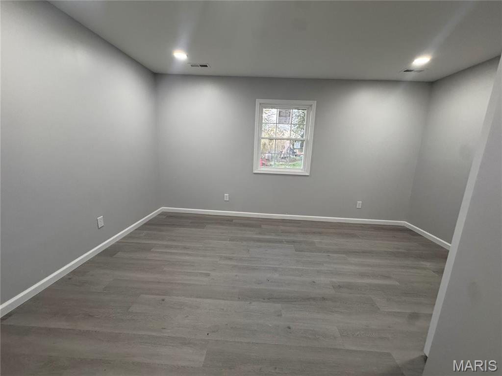 406 South Utterback Street Vandalia, MO 63382 - Photo 9 of 16