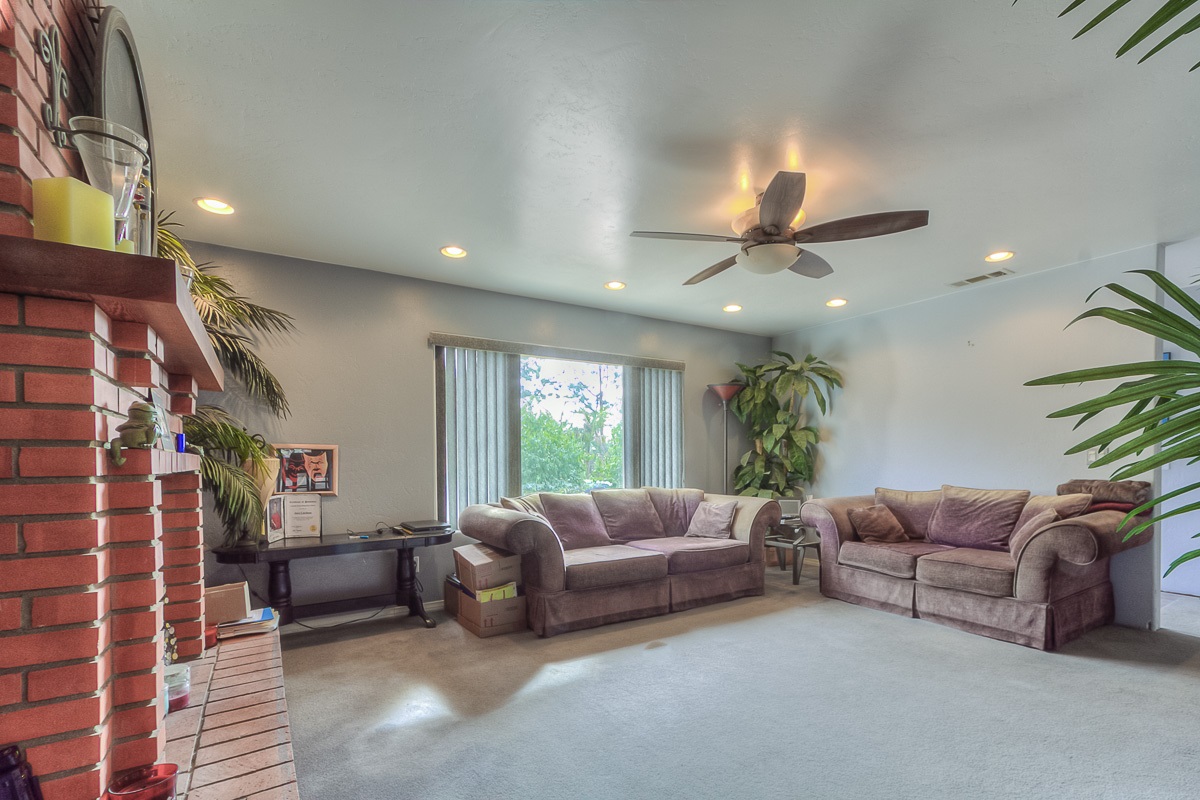 12427 Gay Rio Drive Lakeside, CA 92040 - Photo 2 of 19 Gallery Image 2