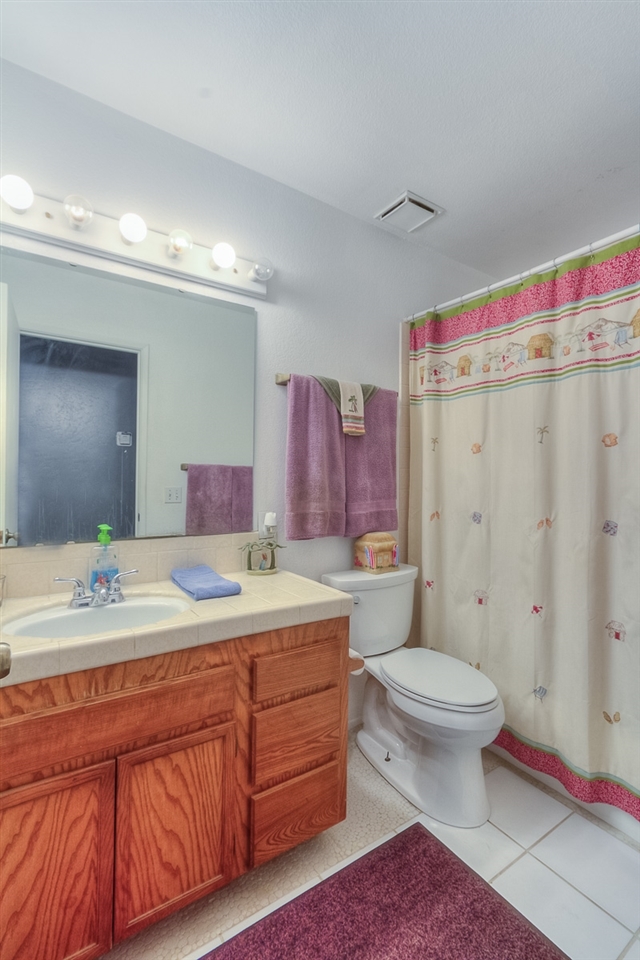 12427 Gay Rio Drive Lakeside, CA 92040 - Photo 9 of 19 Gallery Image 9