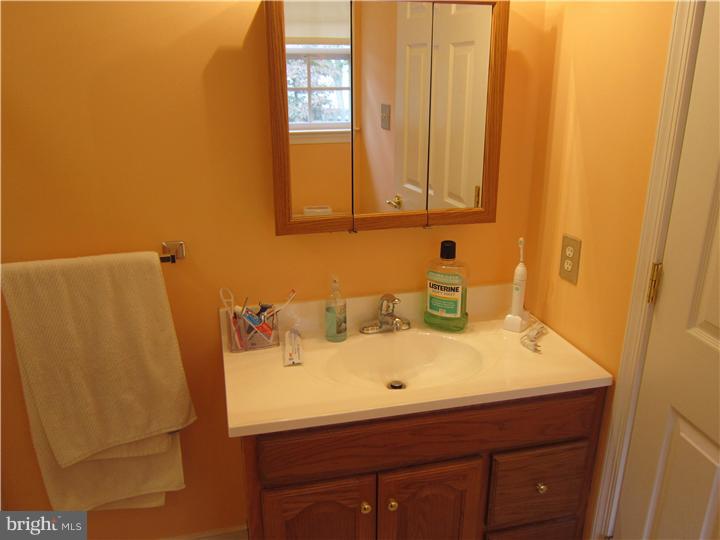 84 Hawkin Road Tabernacle, NJ 08088 - Photo 16 of 23 Master Bathroom