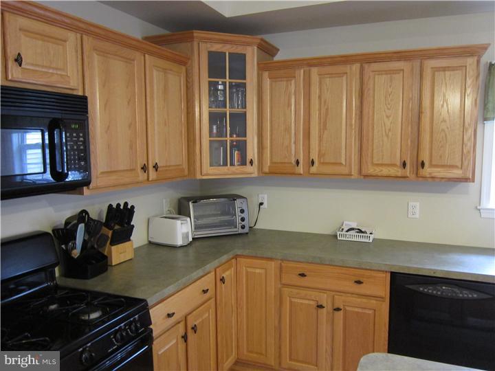 84 Hawkin Road Tabernacle, NJ 08088 - Photo 7 of 23 Kitchen