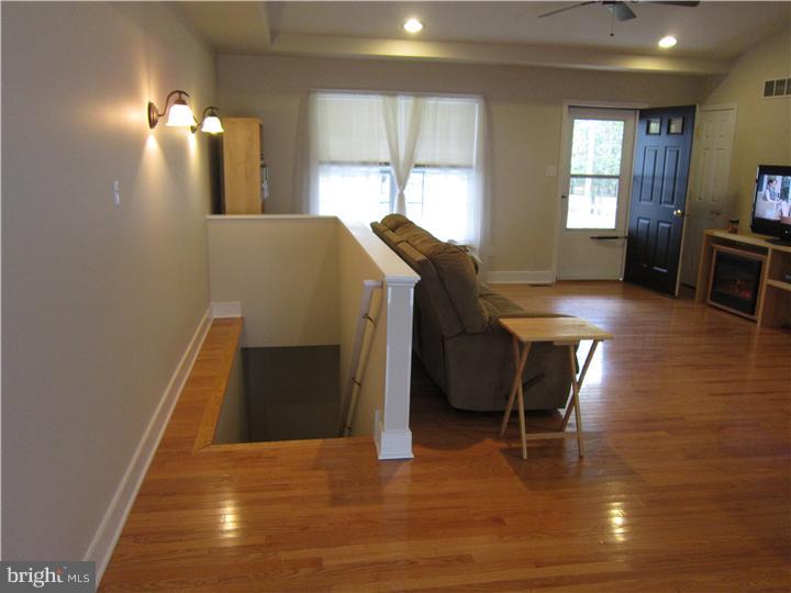 84 Hawkin Road Tabernacle, NJ 08088 - Photo 9 of 23 Living Room