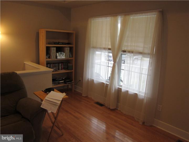 84 Hawkin Road Tabernacle, NJ 08088 - Photo 10 of 23 Living Room