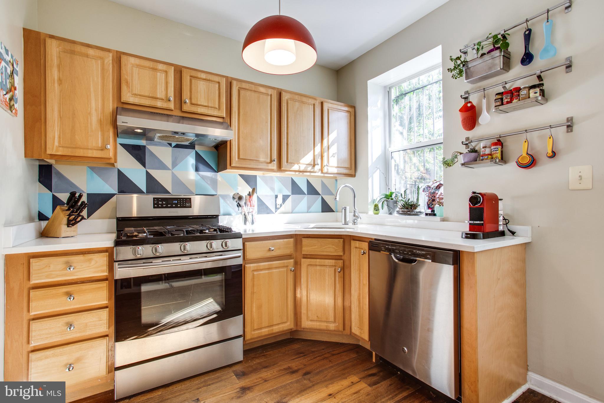 424 Oakdale Place Northwest Washington, DC 20001 - Photo 11 of 35