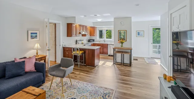 $869,000 | 3961 Hartland Hill Road, Woodstock, VT 05091