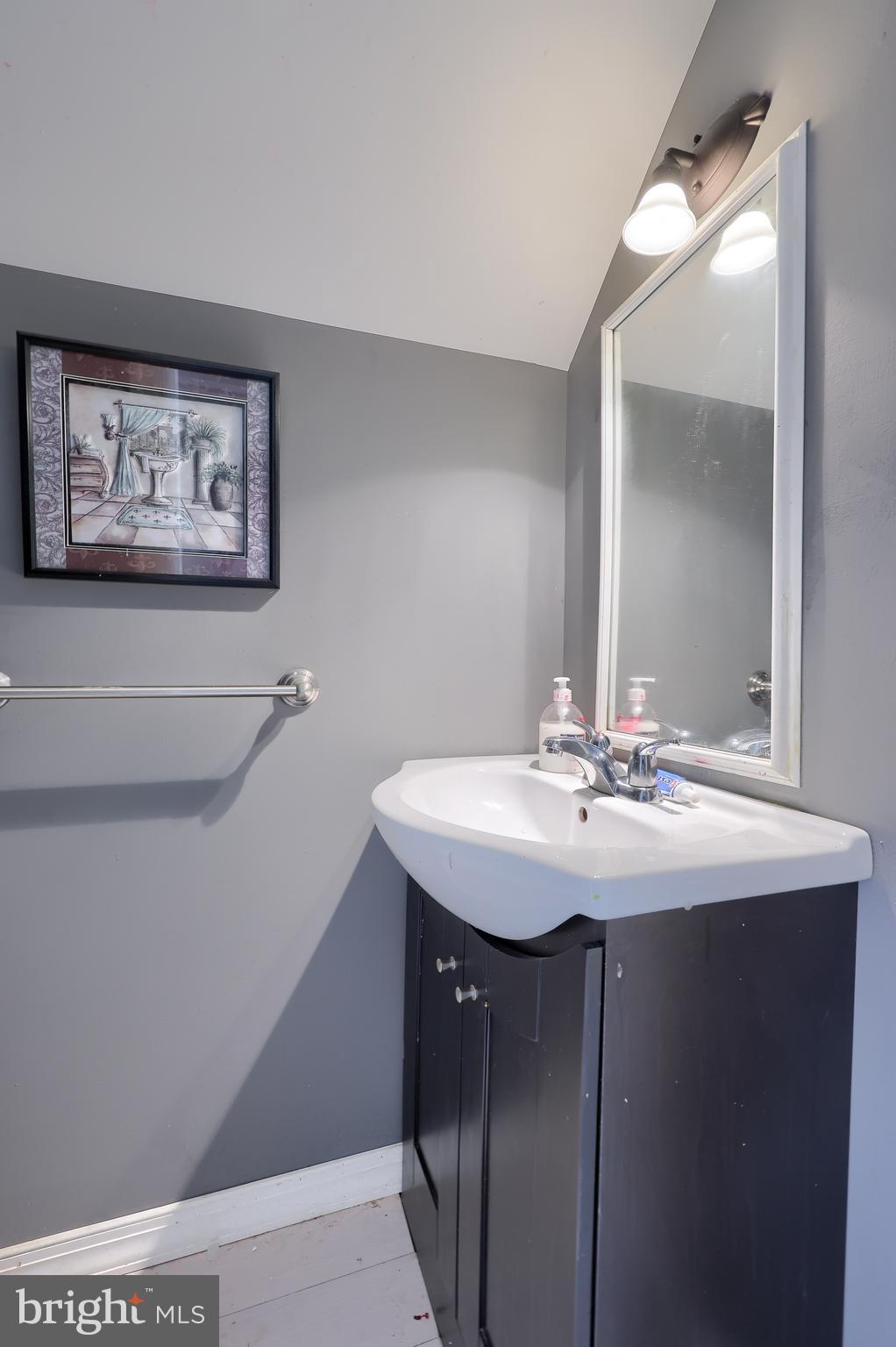 171 Daniel Boone Road Birdsboro, PA 19508 - Photo 46 of 48 Half Bath