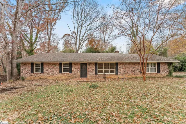 $295,900 | 136 Holly Circle, Greer, SC 29651