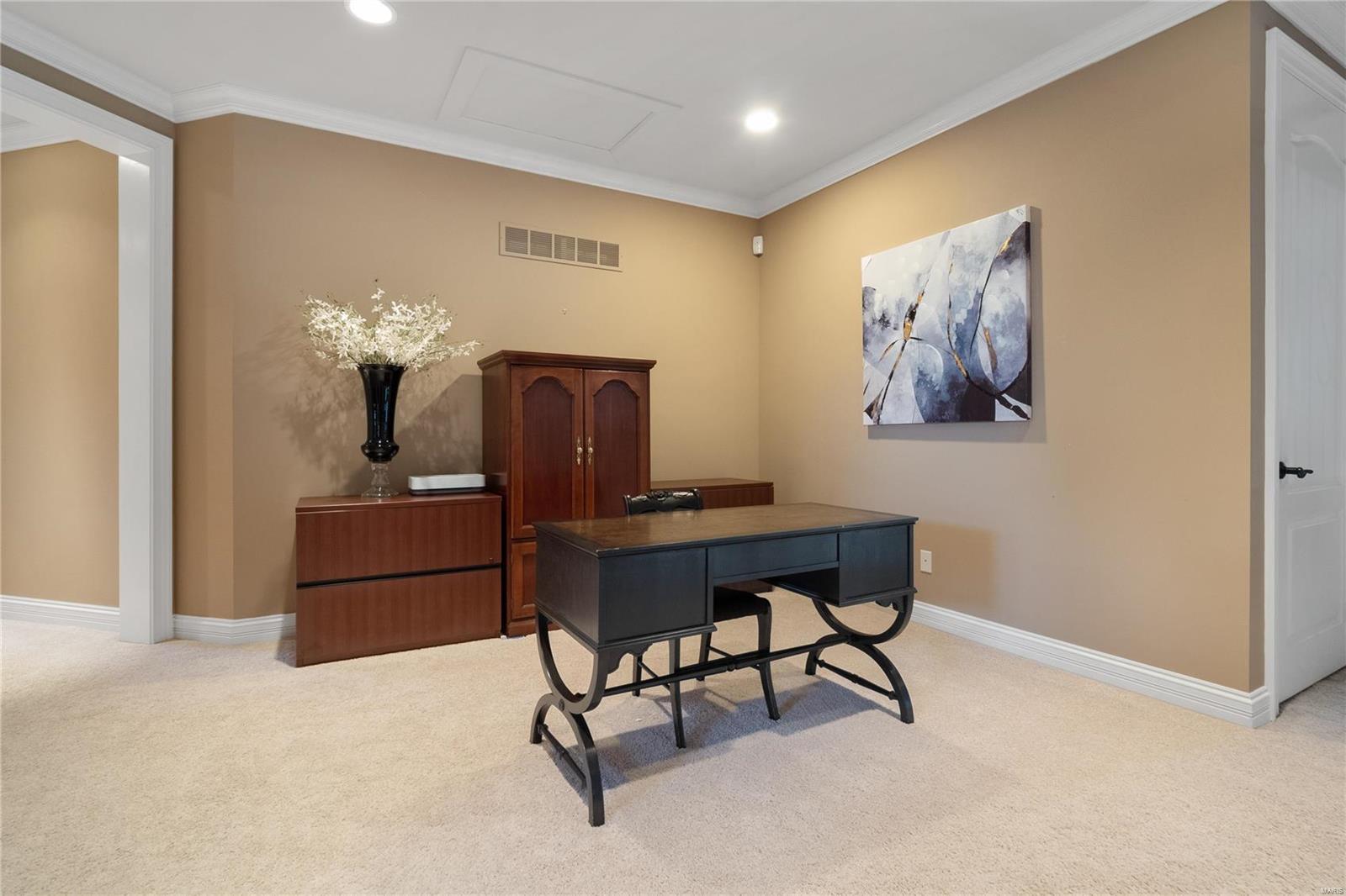 9 Georgetown Road Chesterfield, MO 63017 - Photo 37 of 86