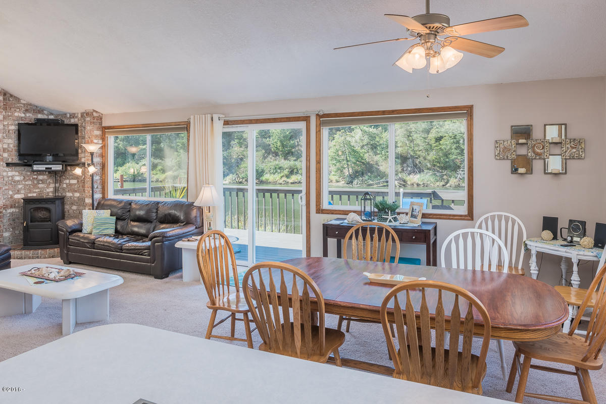 34120 Brooten Road Pacific City, OR 97135 - Photo 6 of 24 34120Brooten-03