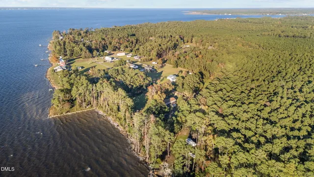 $249,000 | 220 Great Neck Road, Havelock, NC 28532