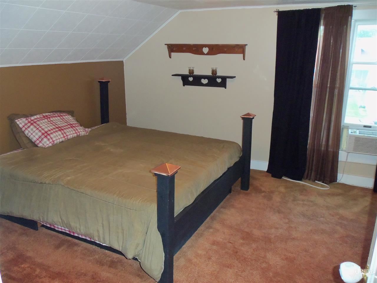 213 East Oak Street Butler, IN 46721 - Photo 6 of 16