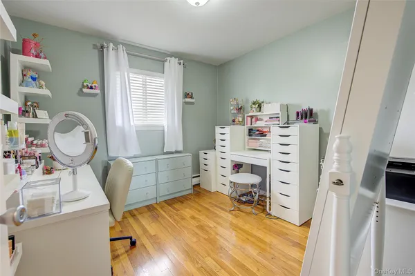 $799,999 | 4 David Drive, Farmingdale, NY 11735