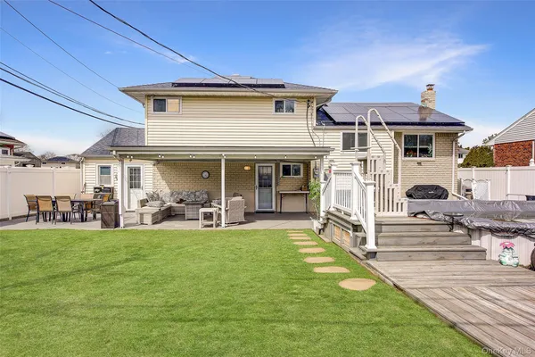 $799,999 | 4 David Drive, Farmingdale, NY 11735