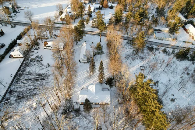 a picture of mountains