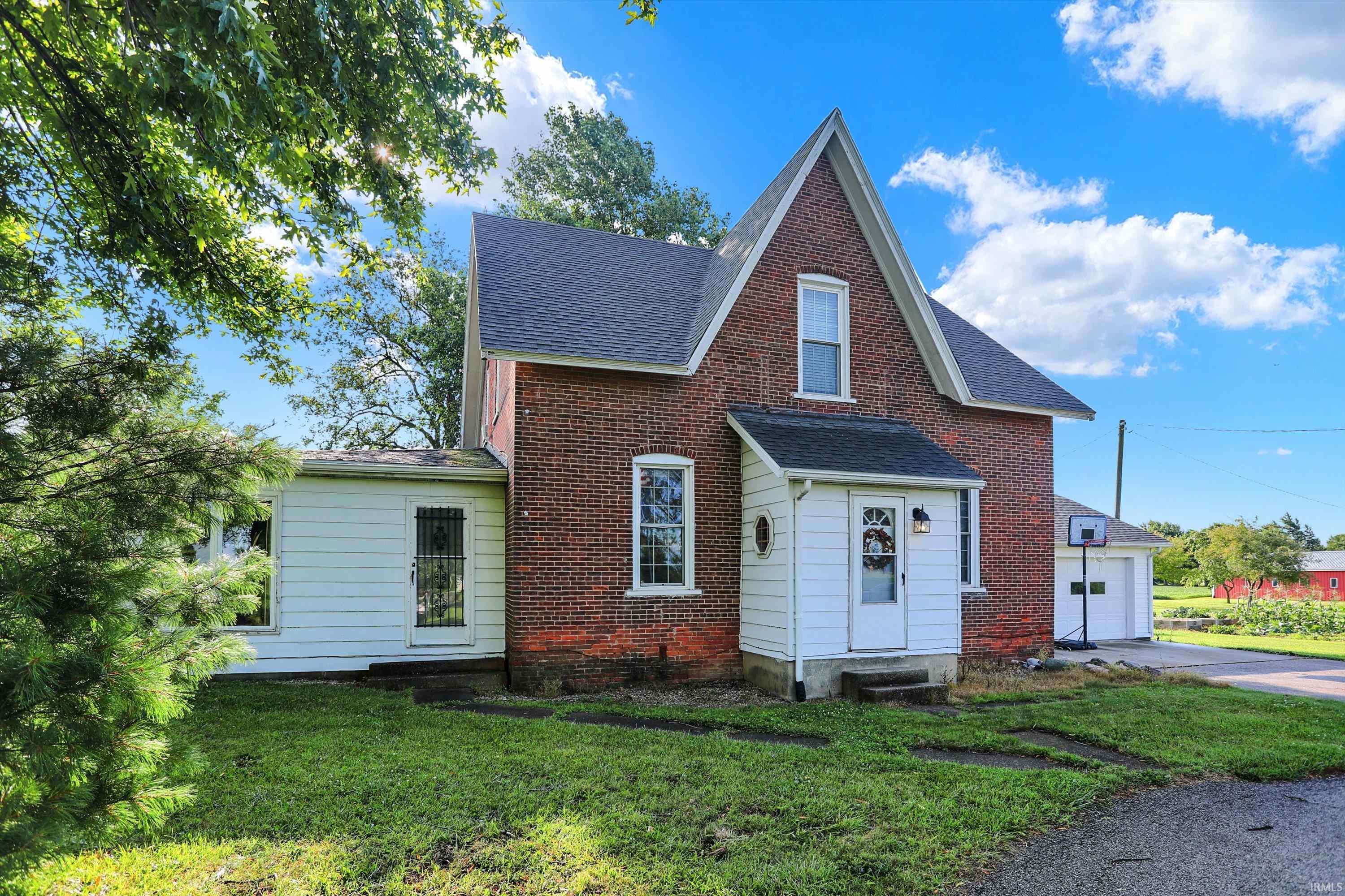 11071 Southeast Th Road West Fairmount, IN 46928 - Photo 4 of 36 Gallery Image 4