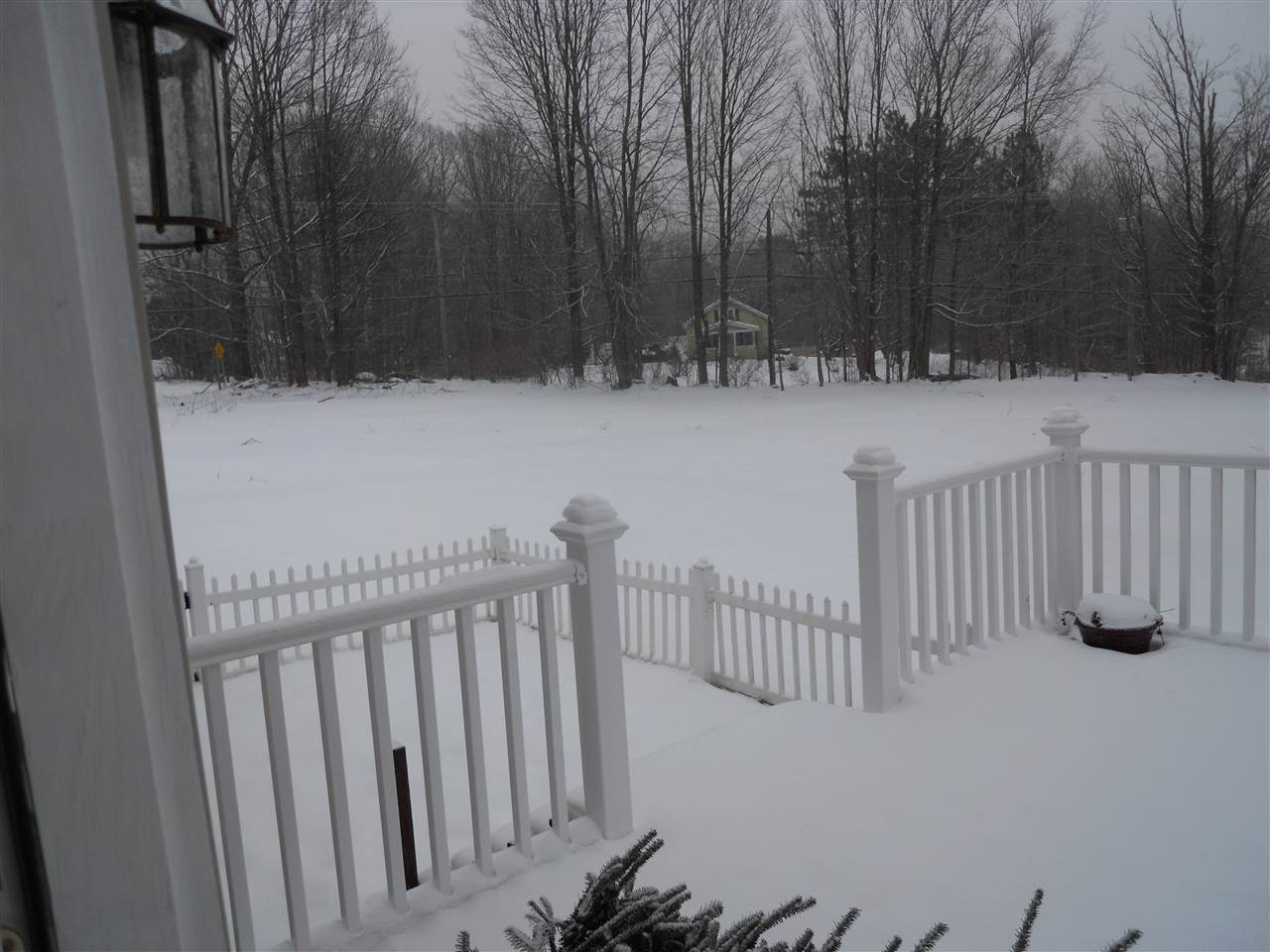 52 Post Road Rutland Town, VT 05701 - Photo 3 of 19