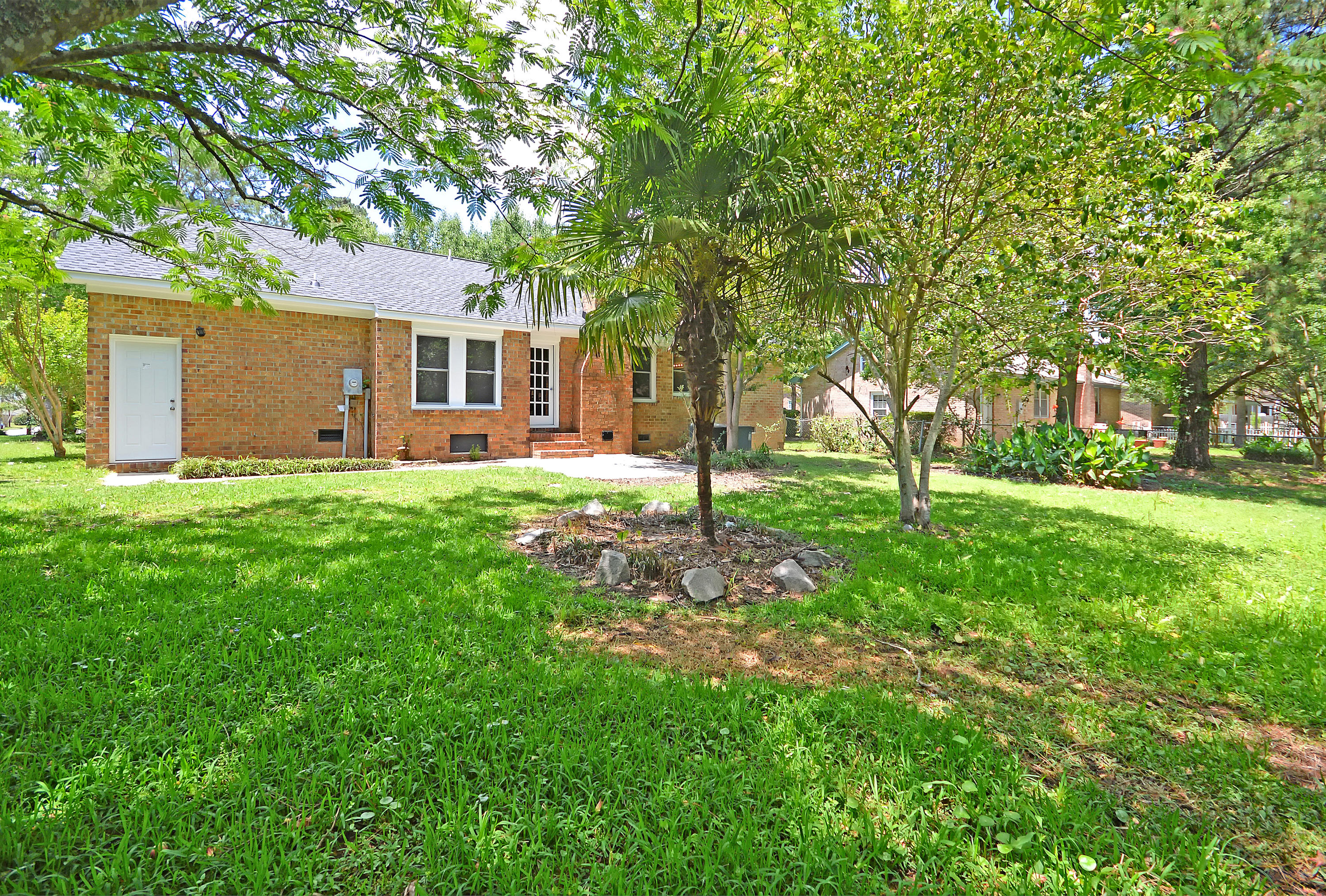 811 Eastern White Pines Road Ladson, SC 29456 - Photo 5 of 20 back yard