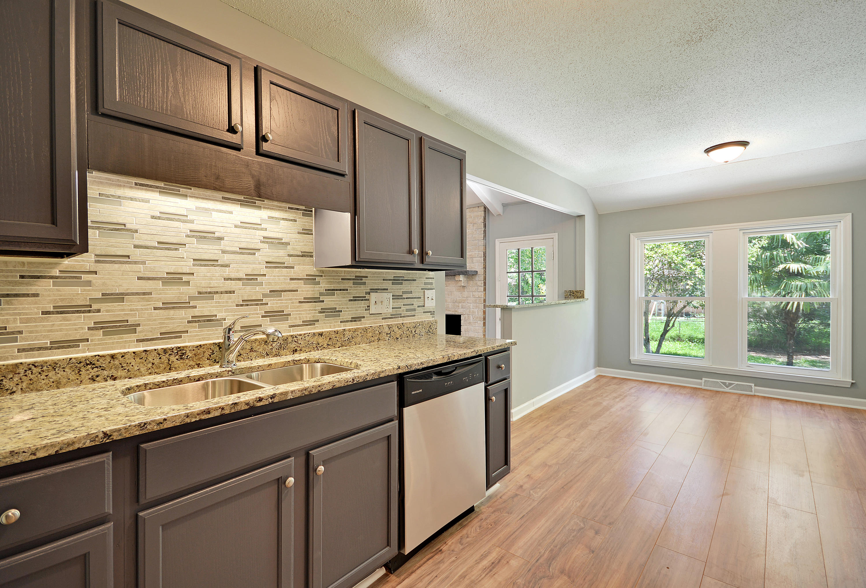 811 Eastern White Pines Road Ladson, SC 29456 - Photo 6 of 20 Kitchen 4