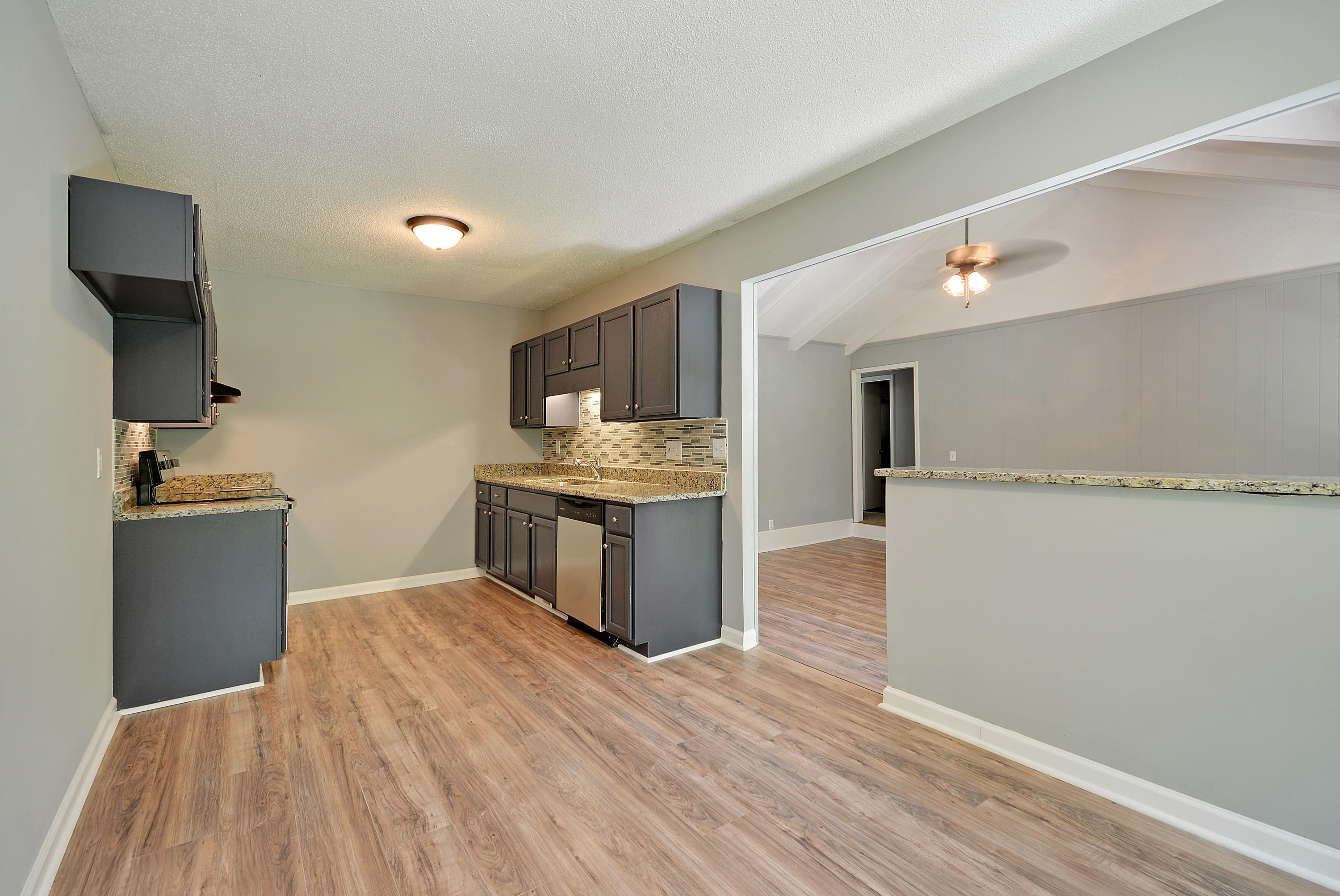 811 Eastern White Pines Road Ladson, SC 29456 - Photo 8 of 20 Kitchen and eat in