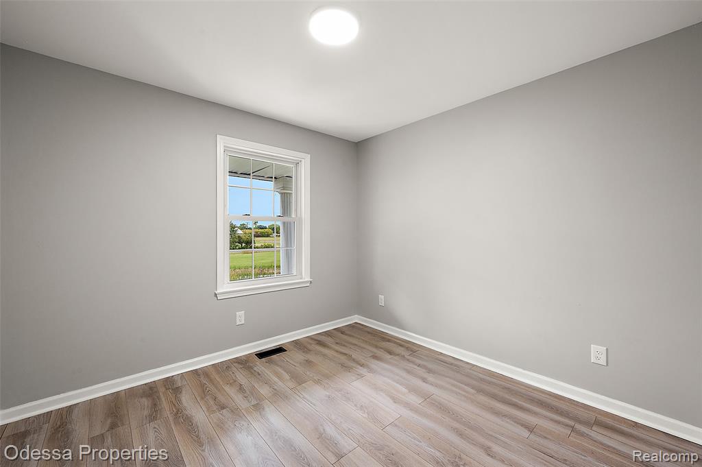 1442 Riley Center Road Memphis, MI 48041 - Photo 41 of 62