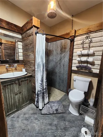 $930,000 | 18 Brown Road, Tuscumbia, MO 65082