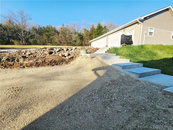 $930,000 | 18 Brown Road, Tuscumbia, MO 65082