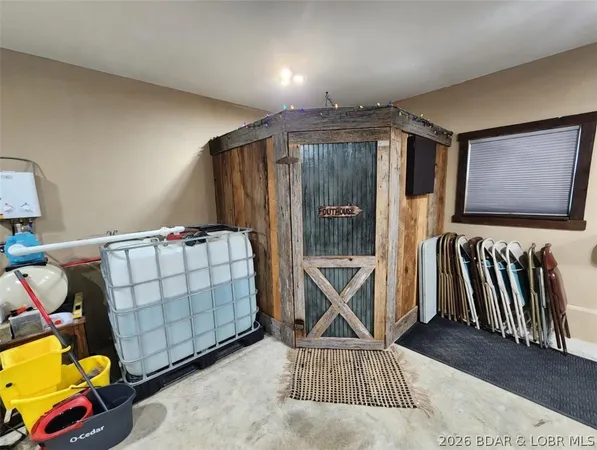 $930,000 | 18 Brown Road, Tuscumbia, MO 65082