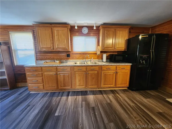 $930,000 | 18 Brown Road, Tuscumbia, MO 65082