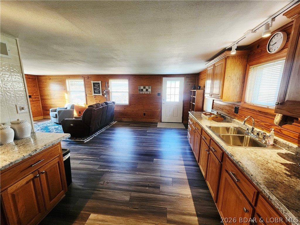 18 Brown Road Tuscumbia, MO 65082 - Photo 5 of 57