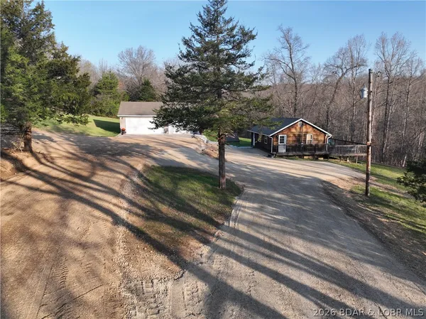 $930,000 | 18 Brown Road, Tuscumbia, MO 65082