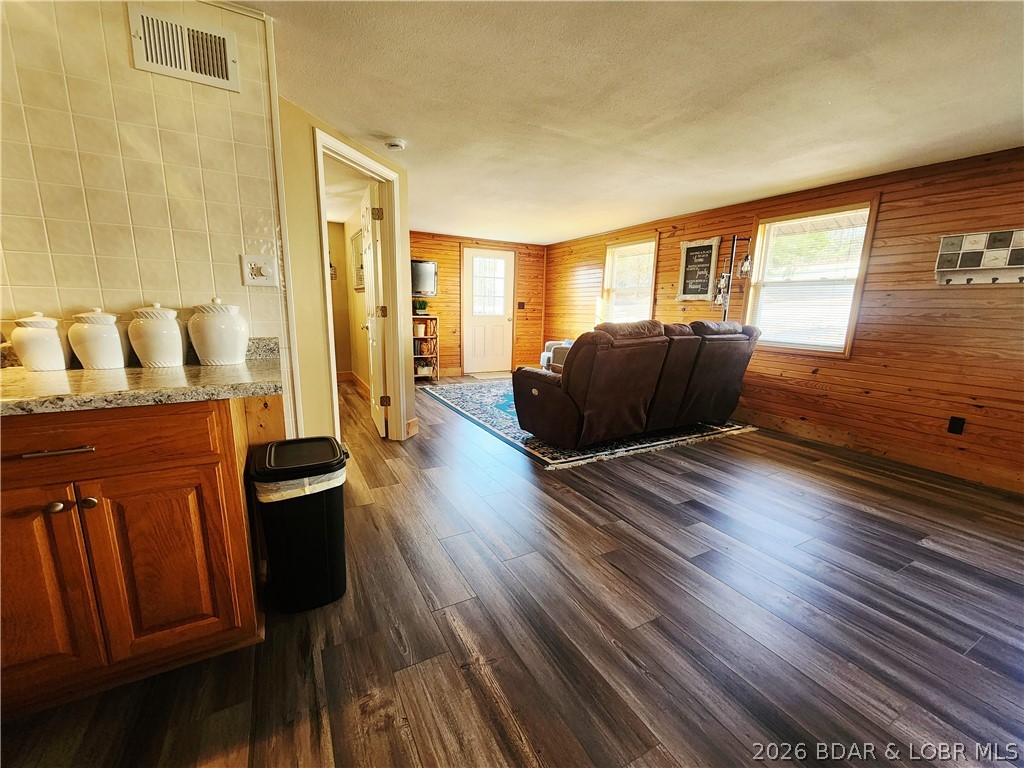 18 Brown Road Tuscumbia, MO 65082 - Photo 6 of 57