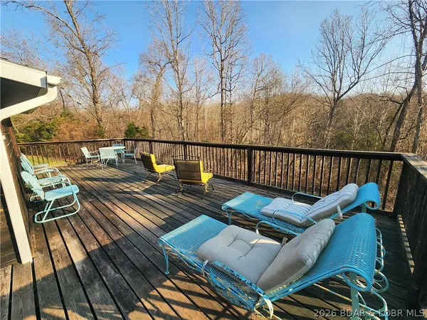 $930,000 | 18 Brown Road, Tuscumbia, MO 65082