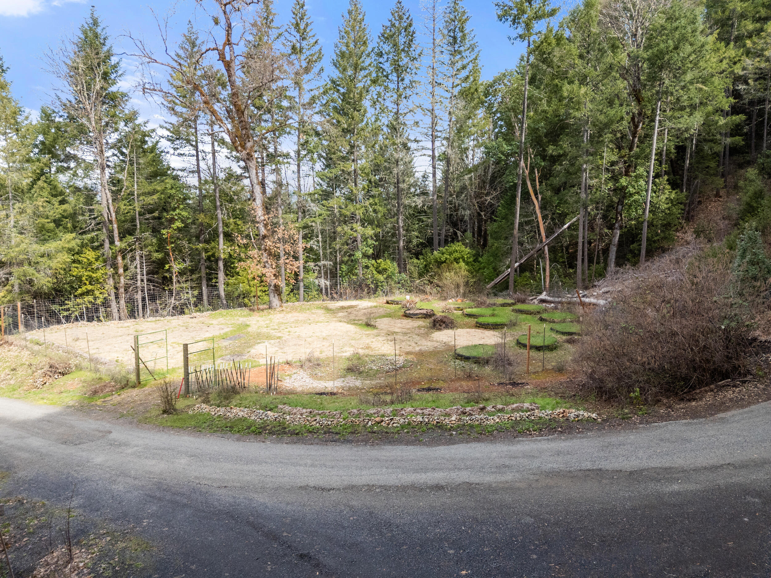 6223 Takilma Road Cave Junction, OR 97523 - Photo 11 of 24 6223 takilma rd, cave junction, or 97523