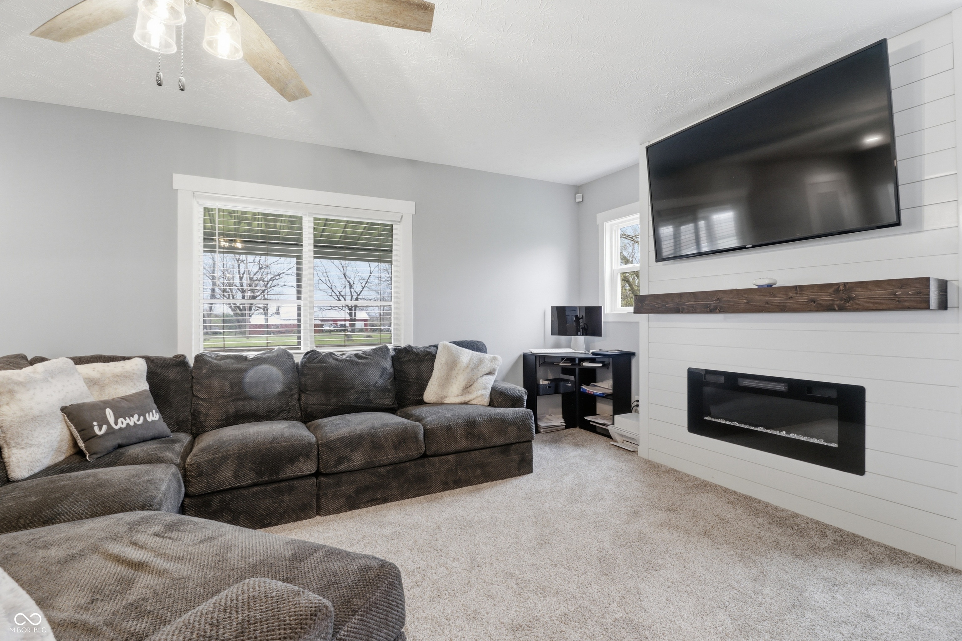 4665 South Mauxferry Road Franklin, IN 46131 - Photo 11 of 56