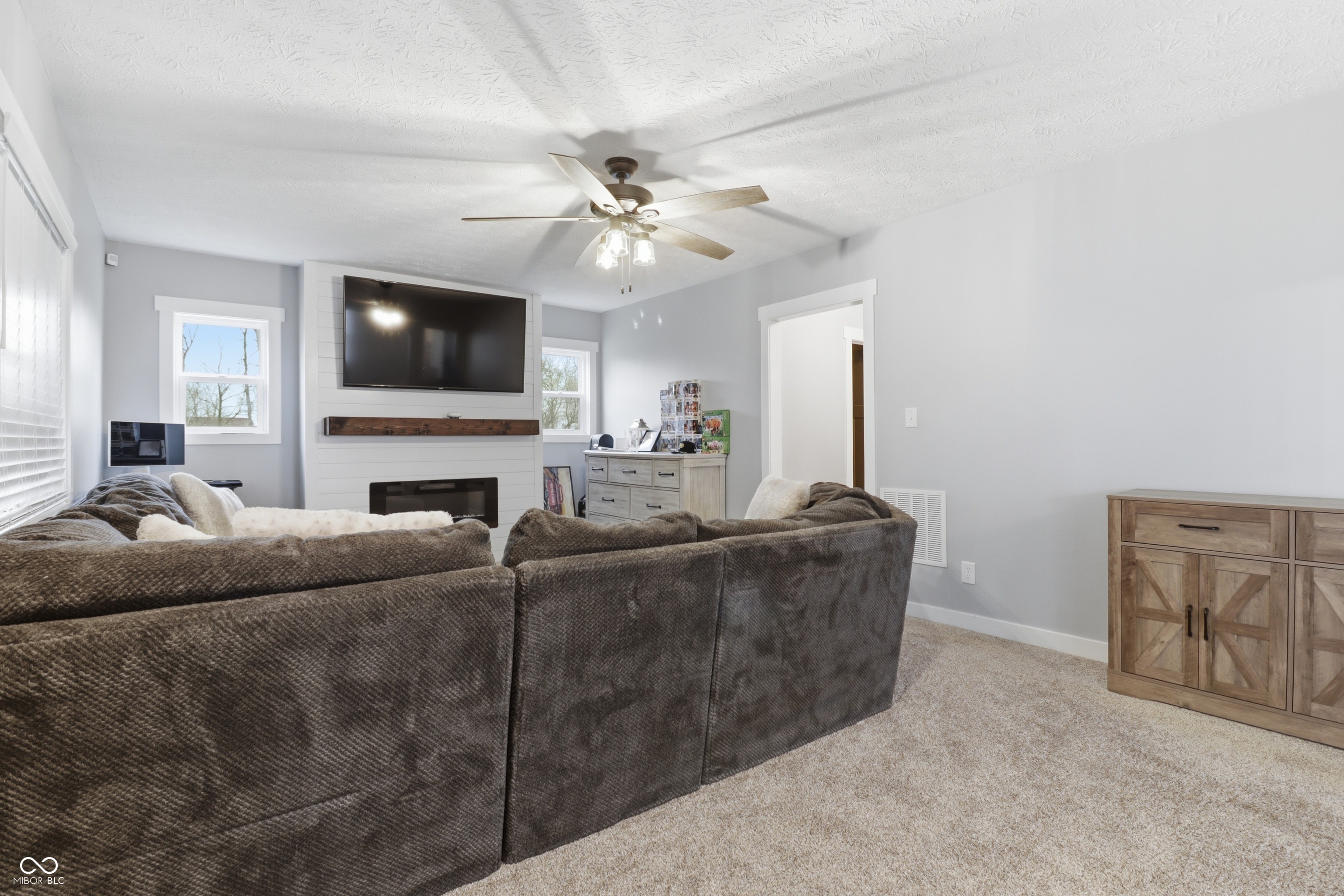 4665 South Mauxferry Road Franklin, IN 46131 - Photo 12 of 56