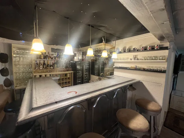 $320,000 | 2904 West 103rd Street, Chicago, IL 60655