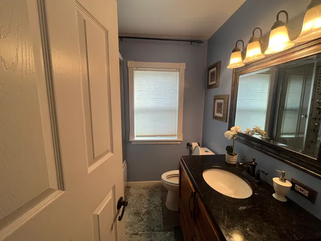 $320,000 | 2904 West 103rd Street, Chicago, IL 60655