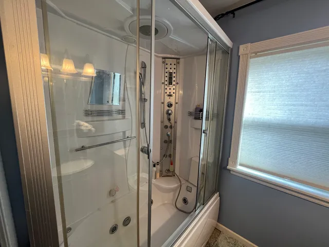 $320,000 | 2904 West 103rd Street, Chicago, IL 60655