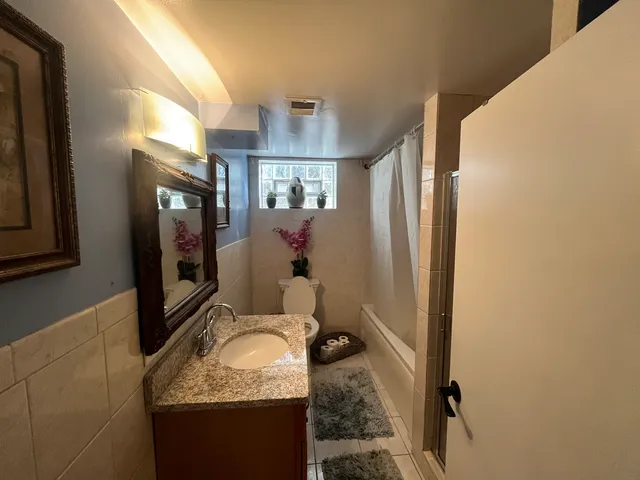 $320,000 | 2904 West 103rd Street, Chicago, IL 60655