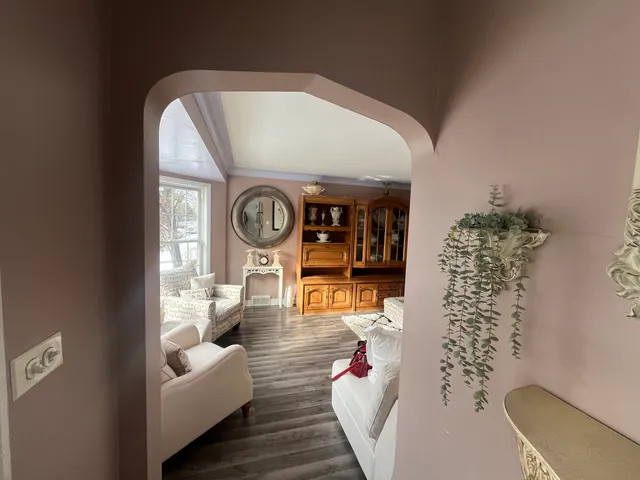 $320,000 | 2904 West 103rd Street, Chicago, IL 60655