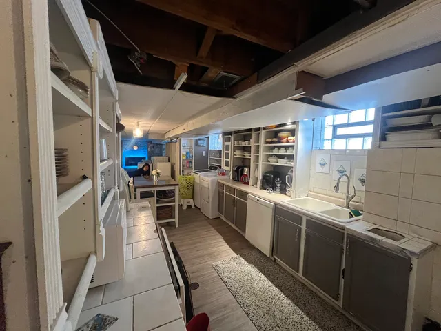 $320,000 | 2904 West 103rd Street, Chicago, IL 60655