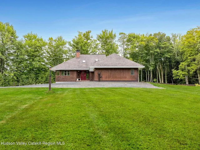 $715,000 | 122 Old Road, Windham, NY 12496