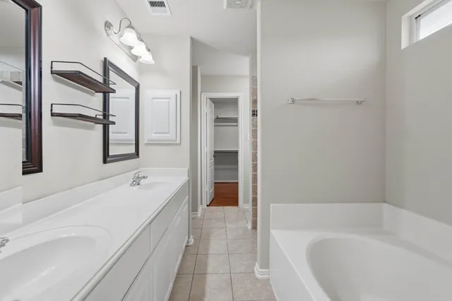 $2,250 | 12553 Canyon Hill Drive, Willis, TX 77318