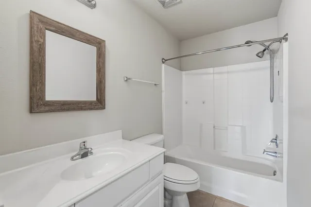 $2,250 | 12553 Canyon Hill Drive, Willis, TX 77318