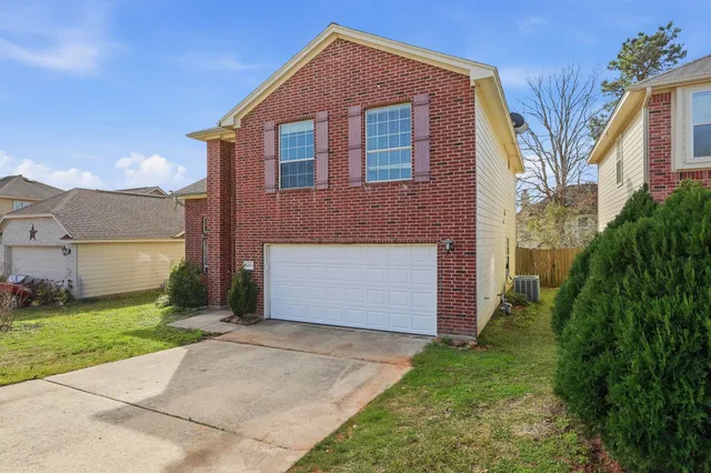 $2,250 | 12553 Canyon Hill Drive, Willis, TX 77318