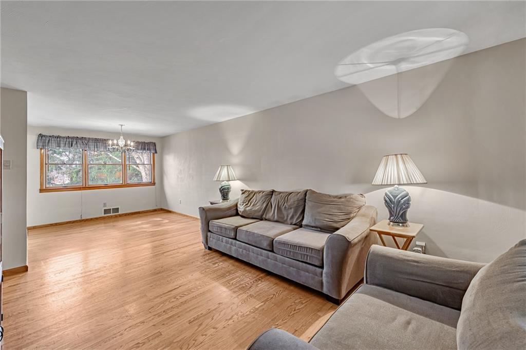 69 Observatory Street Manor, PA 15665 - Photo 2 of 25 Gallery Image 2
