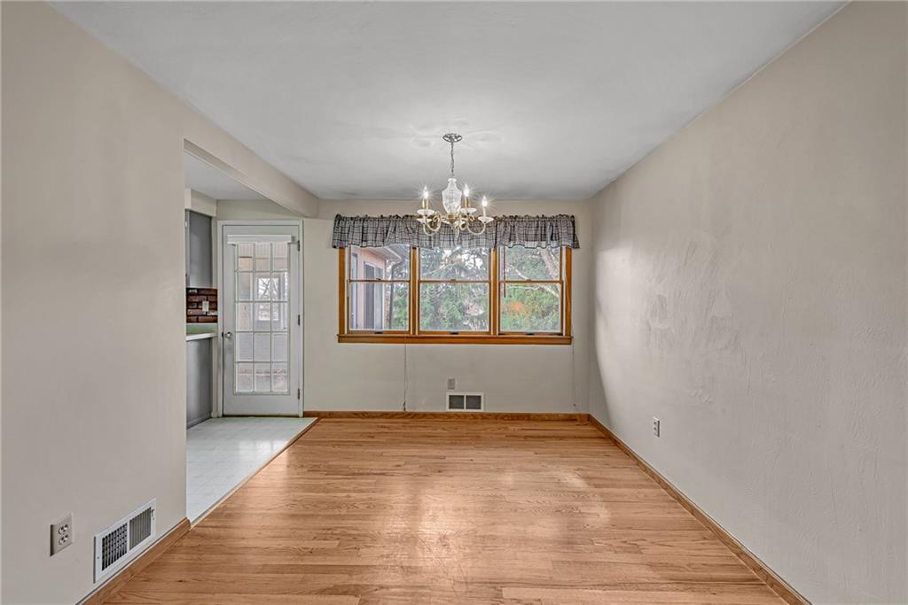 69 Observatory Street Manor, PA 15665 - Photo 4 of 25 Gallery Image 4