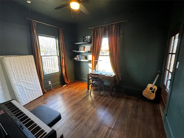 $2,400 | 1802 Seevers Avenue, Dallas, TX 75216