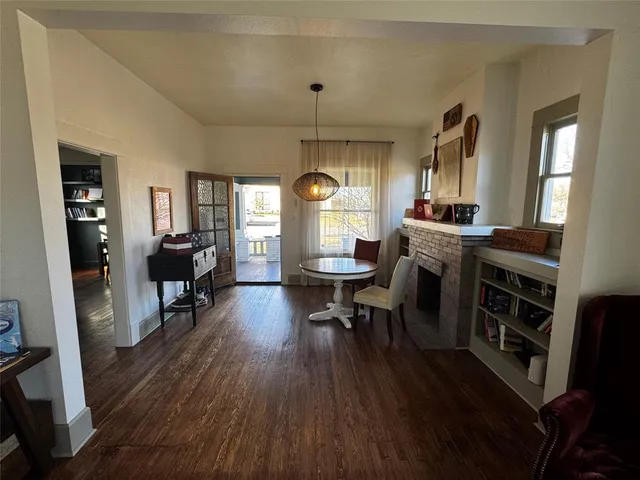 $2,400 | 1802 Seevers Avenue, Dallas, TX 75216